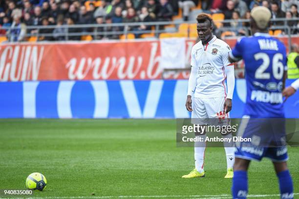 Mario Balotelli of Nice during the Ligue 1 match between Troyes and OGC Nice on April 1, 2018 in Troyes, France.