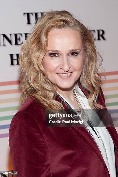 Singer Melissa Etheridge arrives to the 32nd Kennedy Center Honors at Kennedy Center Hall of States on December 6, 2009 in Washington, DC.