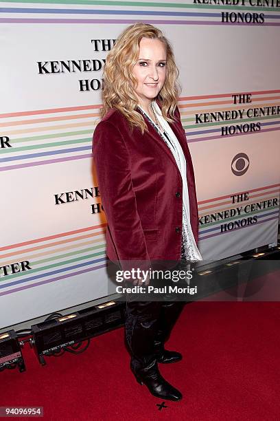 Singer Melissa Etheridge arrives to the 32nd Kennedy Center Honors at Kennedy Center Hall of States on December 6, 2009 in Washington, DC.