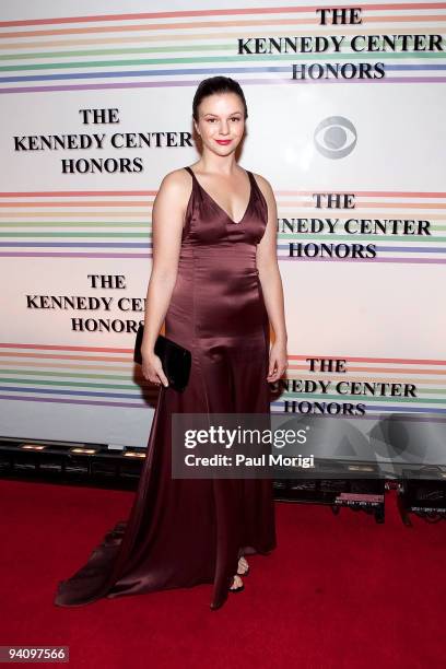 Actress Amber Tamblyn arrives to the 32nd Kennedy Center Honors at Kennedy Center Hall of States on December 6, 2009 in Washington, DC.
