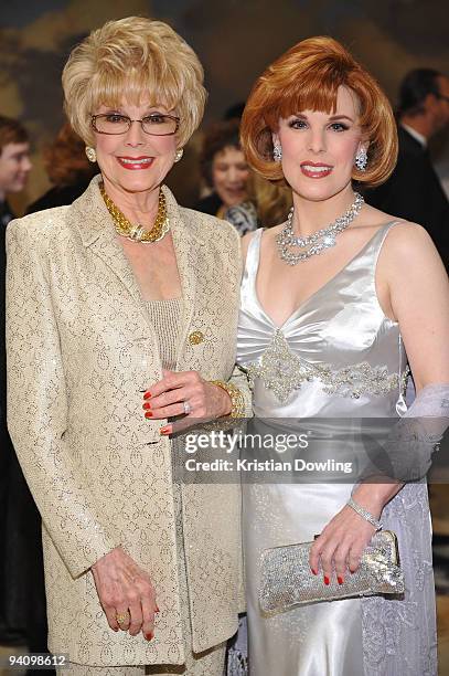Karen Sharpe Photos and Premium High Res Pictures - Getty Images