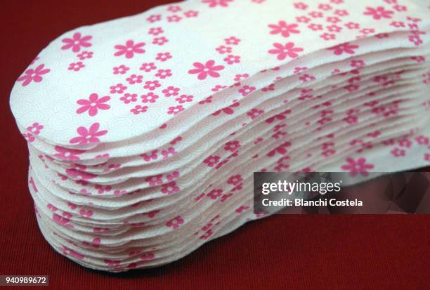 intimate female compresses - sanitary napkins stock pictures, royalty-free photos & images