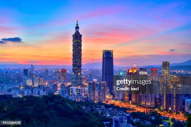 sunset of taipei - taipé imagens e fotografias de stock