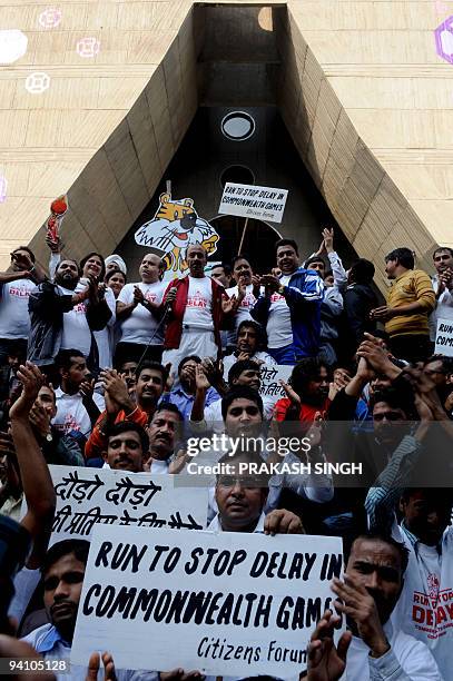 Commonwealth Games Protested 1,188 1982 Commonwealth Games Photos & High Res Pictures - Getty Images