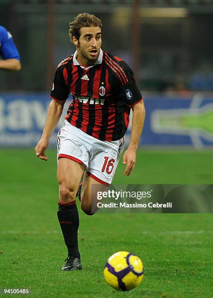 Mathieu Flamini of AC Milan in action during the Serie A match between AC Milan and UC Sampdoria at Stadio Giuseppe Meazza on December 5, 2009 in...