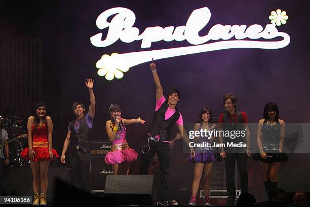 Mexican soap opera 'Atrevete a Sonar' actors perform at the Coliseo Centenario as part of their tour on December 4, 2009 in Torreon, Mexico.