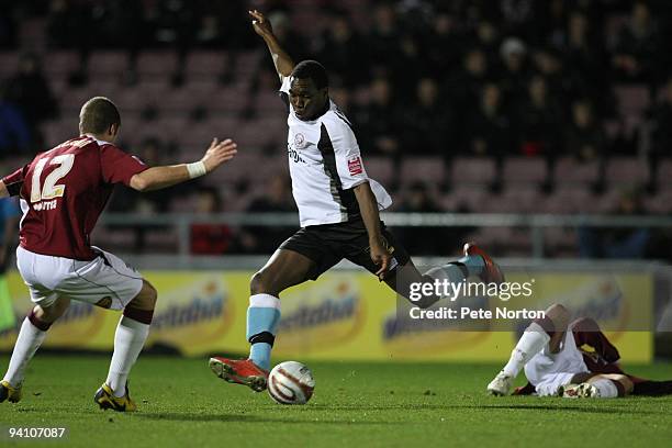 Mathieu Man Set 143 Mathieu Manset Stock Photos, High-Res Pictures, and Images - Getty ...