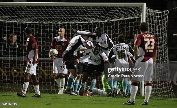 Mathieu Man Set 186 Manset Stock Photos, High-Res Pictures, and Images - Getty Images