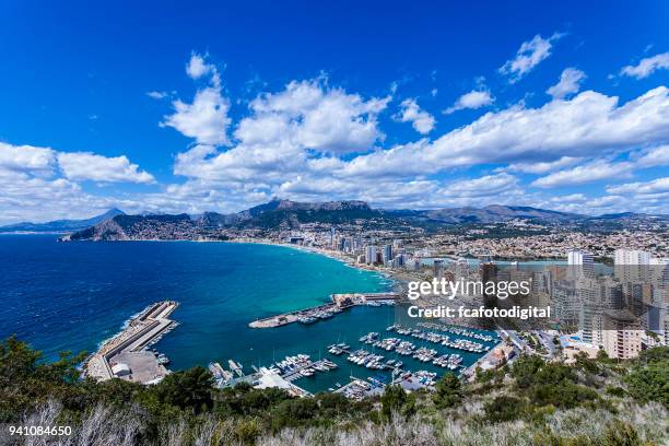 vista aérea de calpe-comunidad autonoma de valencia, espanha - comunidad autonoma de valencia - fotografias e filmes do acervo