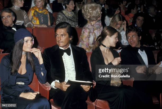 Ali MacGraw, Robert Evans, Leigh Taylor Young and guest