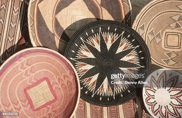 traditional woven basket craft, zimbabwe - african woven baskets stock pictures, royalty-free photos & images