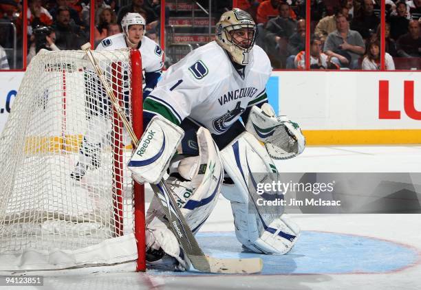 Roberto Luongo of the Vancouver Canucks defends against the Philadelphia Flyers on December 3, 2009 at Wachovia Center in Philadelphia, Pennsylvania....