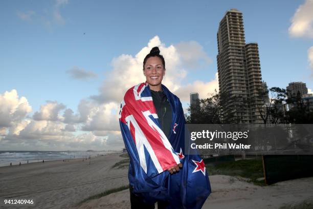 Sophie Pascoe of New Zealand poses with a New Zealand flag after being named as New Zealand's flag bearer for the 2018 Commonwealth Games on April 3,...