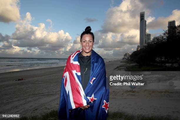 Sophie Pascoe of New Zealand poses with a New Zealand flag after being named as New Zealand's flag bearer for the 2018 Commonwealth Games on April 3,...