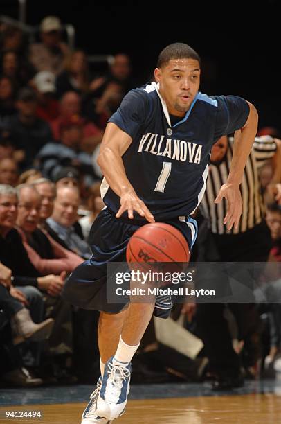 Scottie Reynolds of the Villanova Wildcats dribbles the ball up court during the BB&T Classic college basketball game against the Maryland Terrapins...