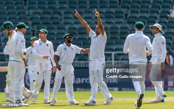 Vernon Philander Celebrates with teammates after taking yet another wicket during day 5 of the 4th Sunfoil Test match between South Africa and...