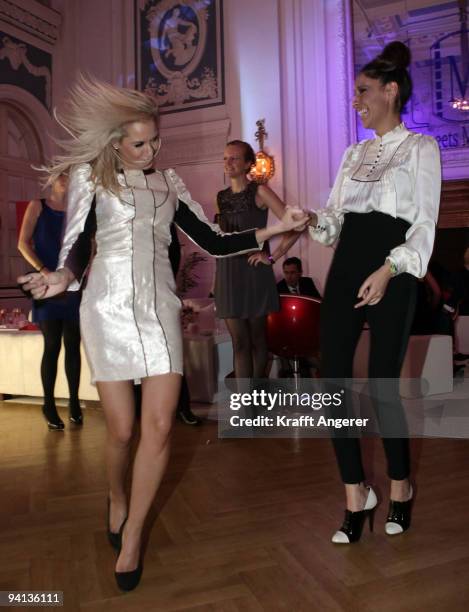 Singers Mandy Capristo and Senna Guemmour of the group Monrose attend the Movie Meets Media 10th Anniversary event on December 07, 2009 in Hamburg,...