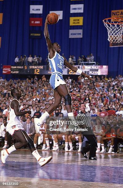 North Carolina Michael Jordan in aciton, dunk vs. Syracuse. Syracuse, NY CREDIT: Tony Tomsic