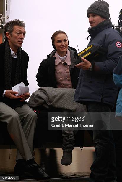 Actors Vincent Cassel and Natalie Portman and director Darren Aronofsky work on the set of the movie "Black Swan" on location on the streets of...