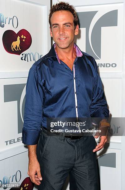 Actor Carlos Ponce attends Telemundo's Perro Amor launch party at W Hotel on December 7, 2009 in Miami Beach, Florida.