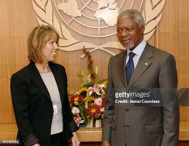 Kofi Annan, Secretary General of the United Nations meets with Mrs. Barbro Holmberg, Minister of Migration and Asylum Policy of Sweden