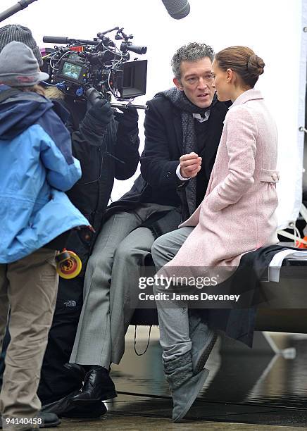 Vincent Cassel and Natalie Portman film on location for "Black Swan" on the streets of Manhattan on December 7, 2009 in New York City.