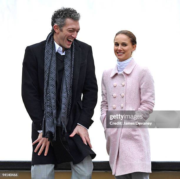 Vincent Cassel and Natalie Portman film on location for "Black Swan" on the streets of Manhattan on December 7, 2009 in New York City.