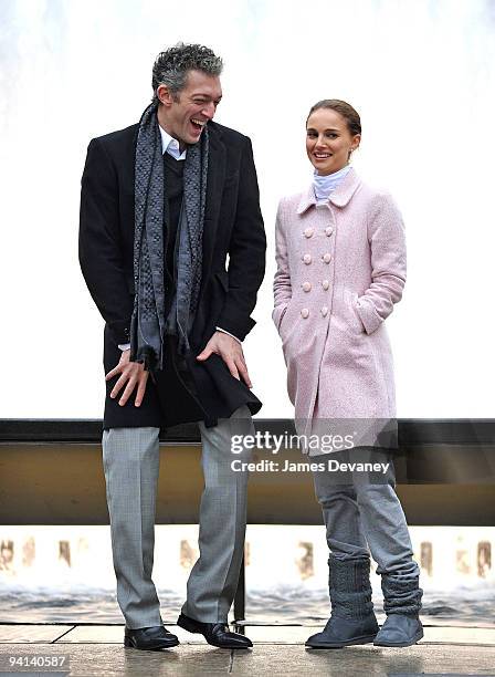 Vincent Cassel and Natalie Portman film on location for "Black Swan" on the streets of Manhattan on December 7, 2009 in New York City.