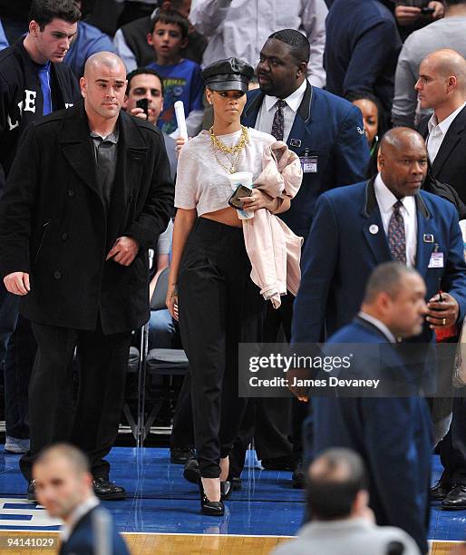 Rihanna attends the Portland Trailblazers Vs. New York Knicks game at Madison Square Garden on December 7, 2009 in New York City.