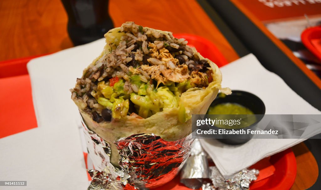 Burrito, mexican food.