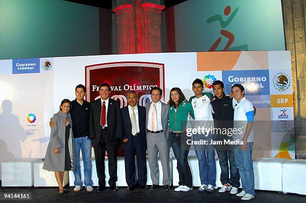 Paola Esinosa, Juan Ignacio Reyes, Mauro Maximo, Bernardo de la Garza, Maria Espinoza, Idulio Islas, Eder Sanchez and Joel Gonzalez pose for a...