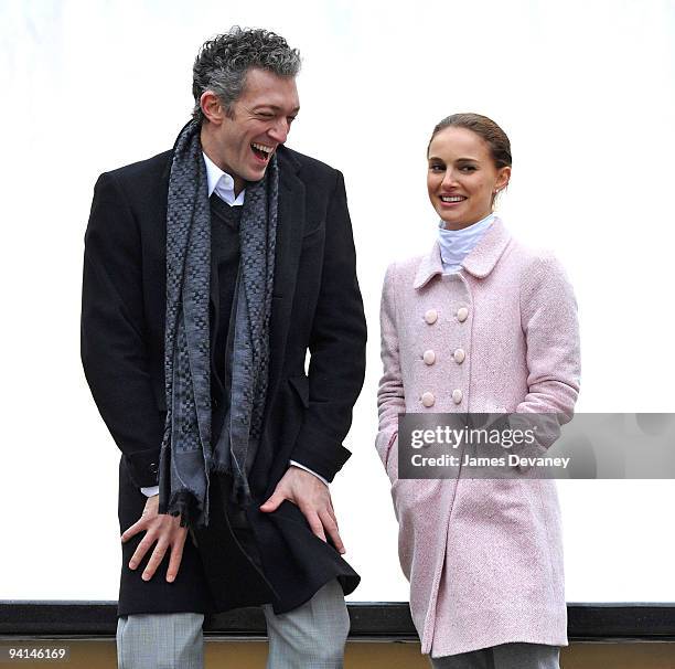 Vincent Cassel and Natalie Portman film on location for "Black Swan" on the streets of Manhattan on December 7, 2009 in New York City.