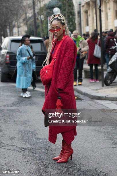 Social Media Manager and Editor for Barneys NYC Candace Marie wears Popply Lissiman sunglasses, Marrimekko bag, Zero Maria Cornejo jacket and skirt,...