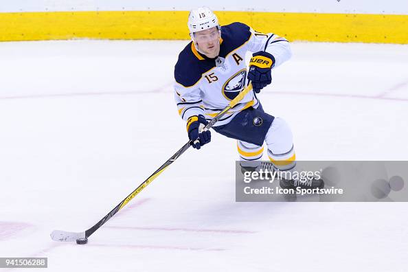 NHL: APR 02 Sabres at Maple Leafs NHL: APR 02 Sabres at Maple Leafs