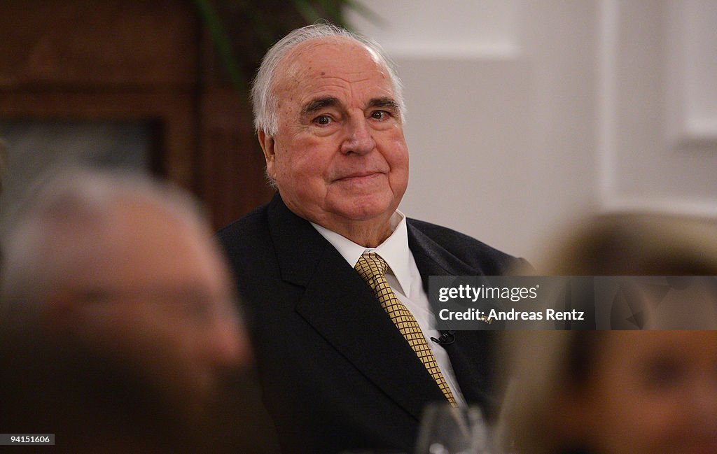 Koehler Hosts Dinner For Former Chancellor Kohl