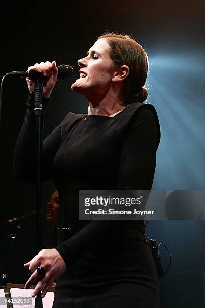 Singer Alison Moyet performs live at the Royal Festival Hall on December 6, 2009 in London, England.