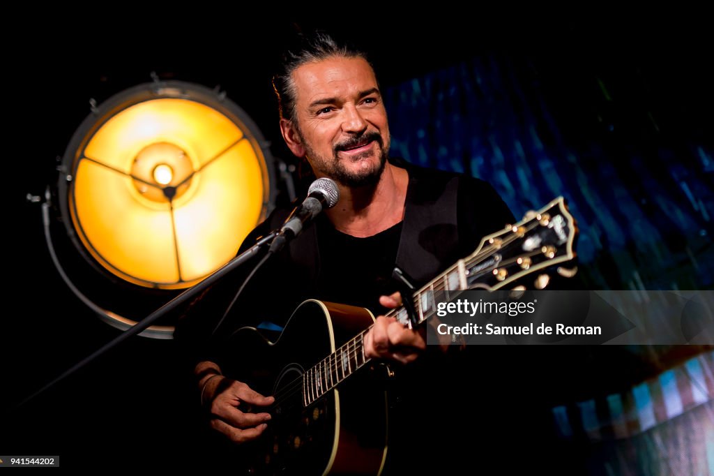 Ricardo Arjona Presents His European Tour