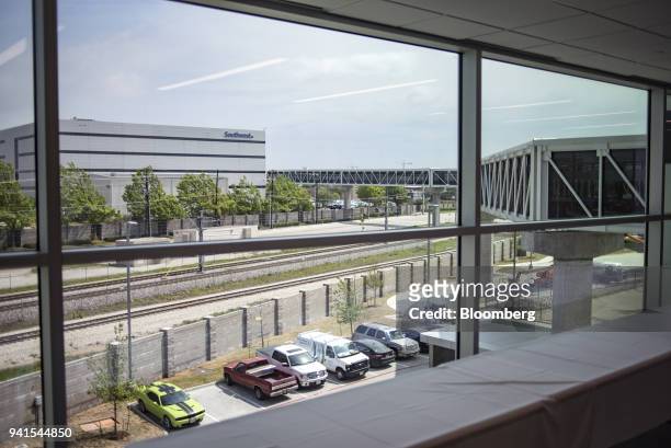 Bridge connects buildings of the Southwest Airlines Co. Campus in Dallas, Texas, U.S., on Tuesday, April 3, 2018. Southwest chief executive...