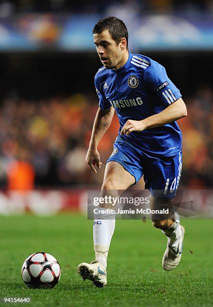 Joe Cole of Chelsea in action during the UEFA Champions League Group D match between Chelsea and Apoel Nicosia at Stamford Bridge on December 8, 2009...