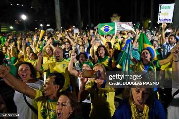 Activists of the Free Brazil Movement take part in a rally demanding the imprisonment of former president Luiz Inacio Lula Da Silva at Praca da...