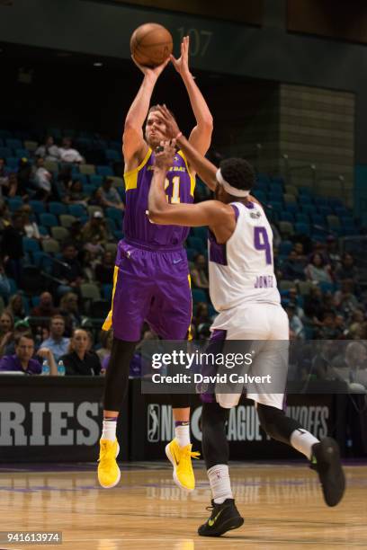 Travis Wear of the South Bay Lakers shoots against the Reno Bighorns during an NBA G-League game on April 3, 2018 at the Reno Events Center in Reno,...