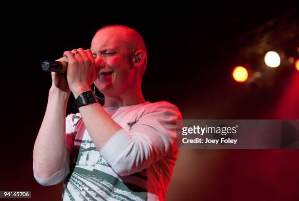 Isaac Slade of The Fray performs live in concert at the Lifestyle Communities Pavilion on December 8, 2009 in Columbus, Ohio.