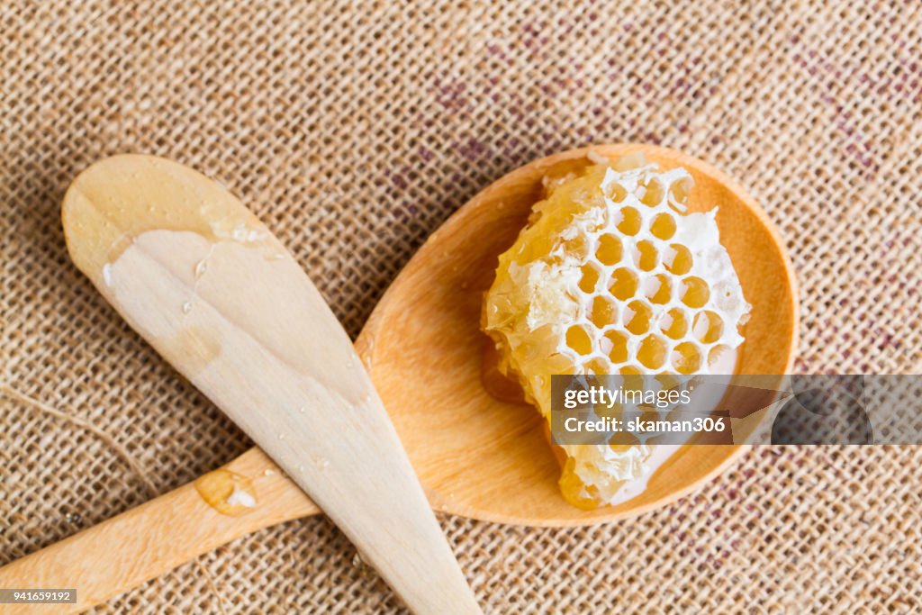 Fresh Sweet honeyComb