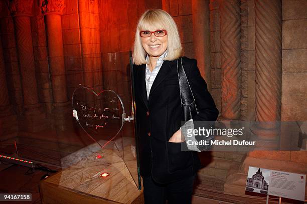 Mireille Darc attends the Designers Christmas Trees Charity Auction For Carla Bruni Foundation on December 8, 2009 in Paris, France.