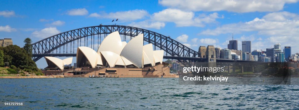 Sydney Opera House und der Sydney Harbour Bridge, Australien