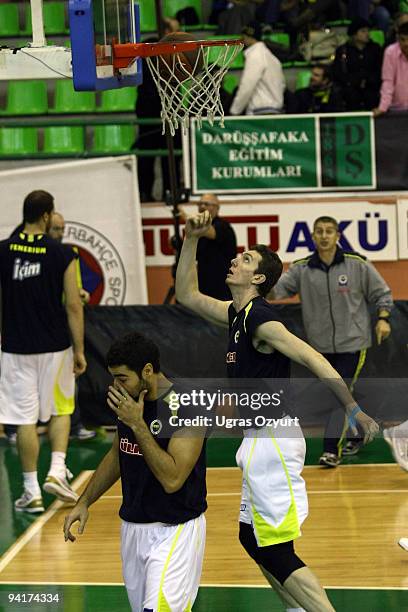 Omer Asik, #24 of Fenerbahce Ulker Istanbul in action during the Euroleague Basketball Regular Season 2009-2010 Game Day 7 between Fenerbahce Ulker...