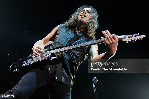 Kirk Hammett of Metallica performs in support of the band's "Death Magnetic" release at ARCO Arena on December 8, 2009 in Sacramento, California.