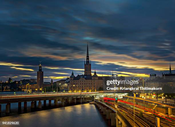 landscape of stockholm city st night time. - catedral de estocolmo - fotografias e filmes do acervo