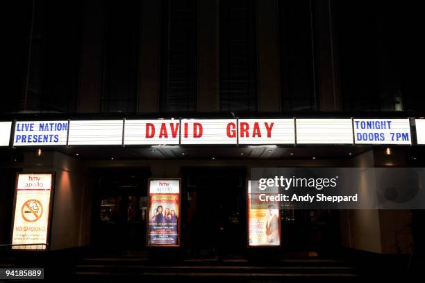 David Gray performs at the Hammersmith Apollo on December 9, 2009 in London, England.