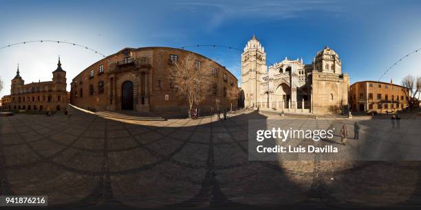 cathedral and city hall square. toledo. spain - toledo cathedral stock pictures, royalty-free photos & images